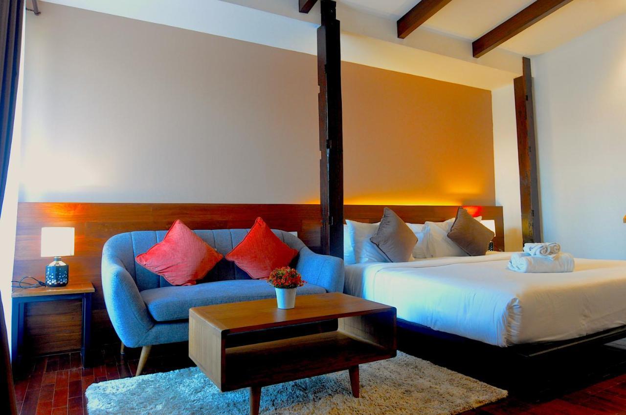 The Eight Ratvithi House Hotel Chiang Mai Buitenkant foto