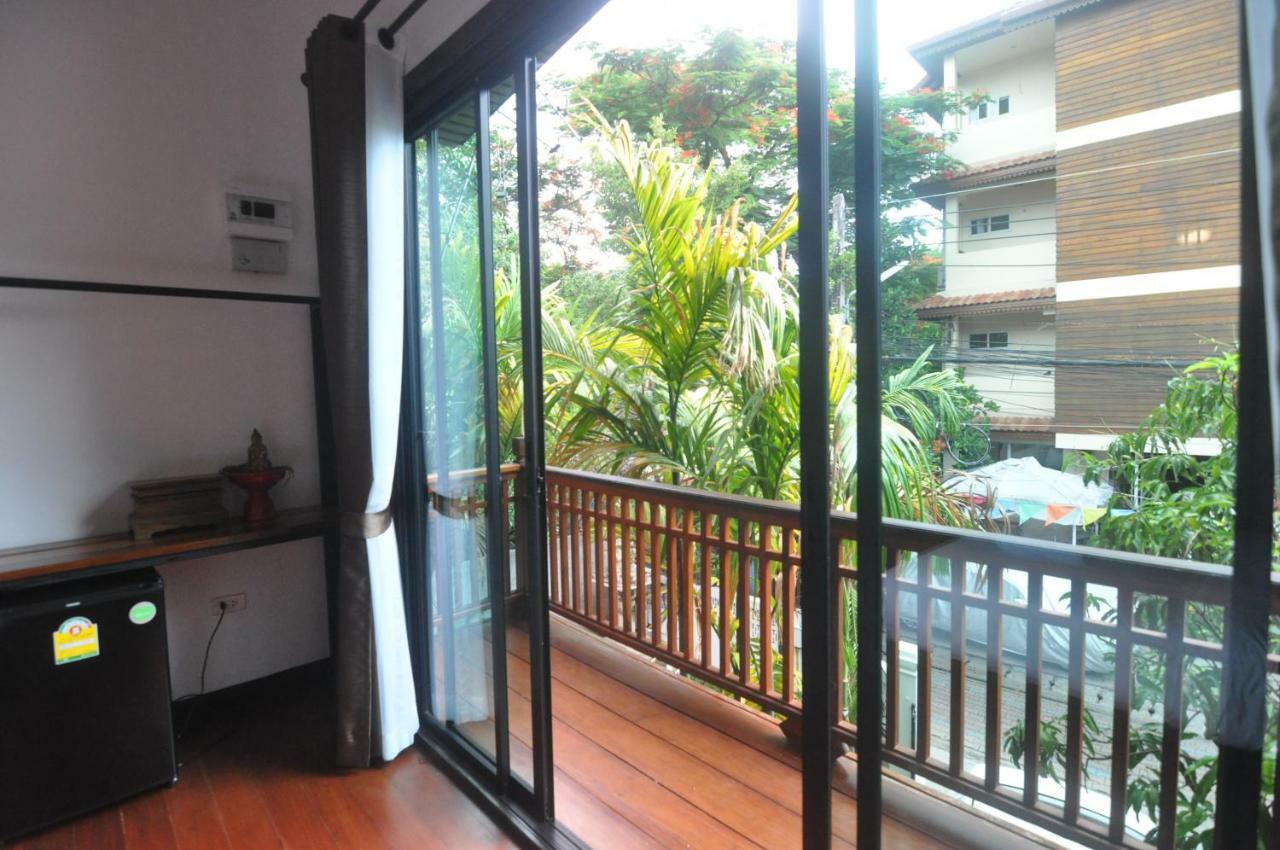 The Eight Ratvithi House Hotel Chiang Mai Buitenkant foto