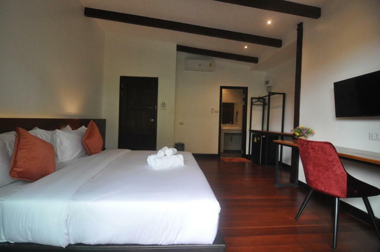 The Eight Ratvithi House Hotel Chiang Mai Buitenkant foto
