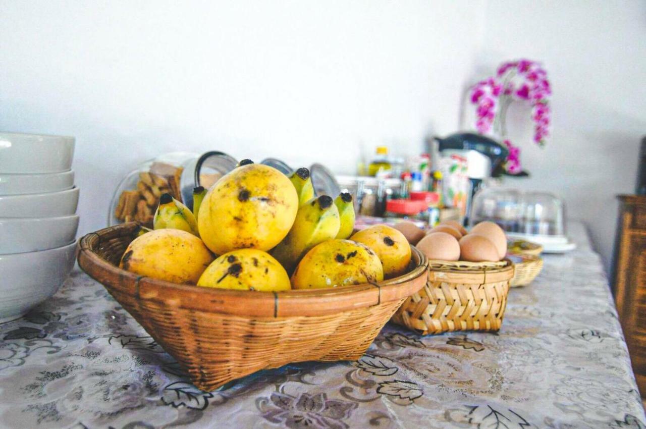 The Eight Ratvithi House Hotel Chiang Mai Buitenkant foto