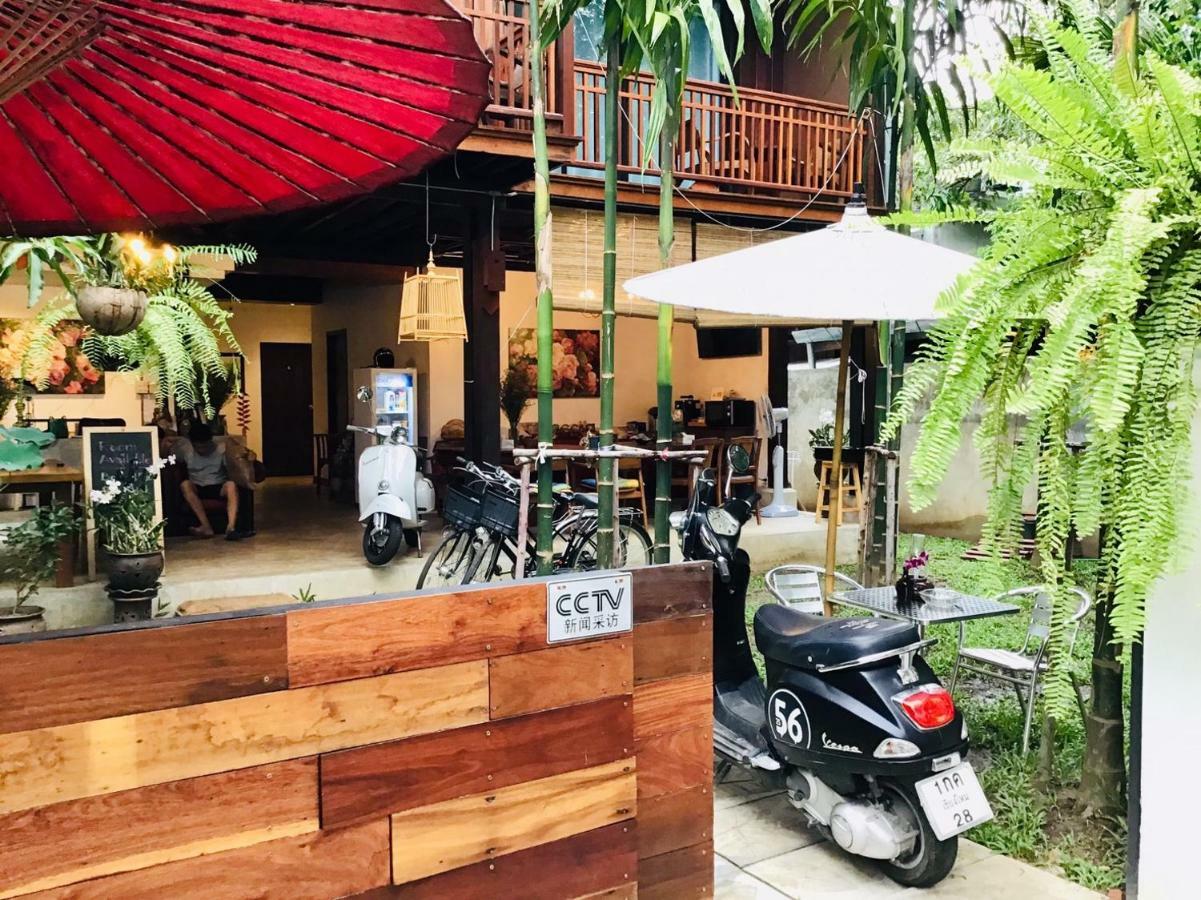 The Eight Ratvithi House Hotel Chiang Mai Buitenkant foto