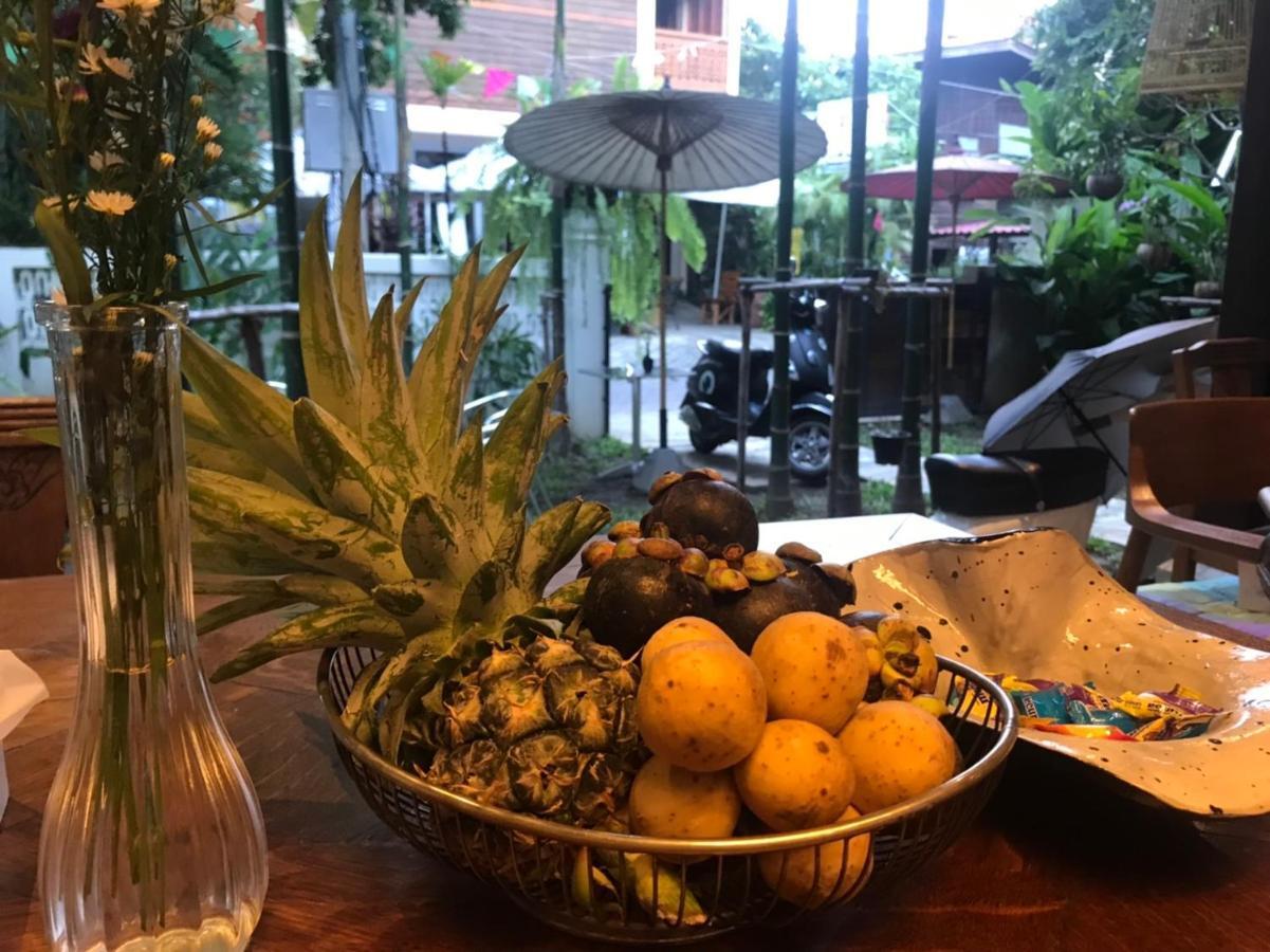The Eight Ratvithi House Hotel Chiang Mai Buitenkant foto